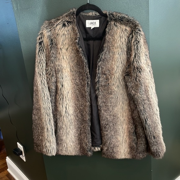 Jack by BB Dakota faux fur jacket -medium - Picture 2 of 4